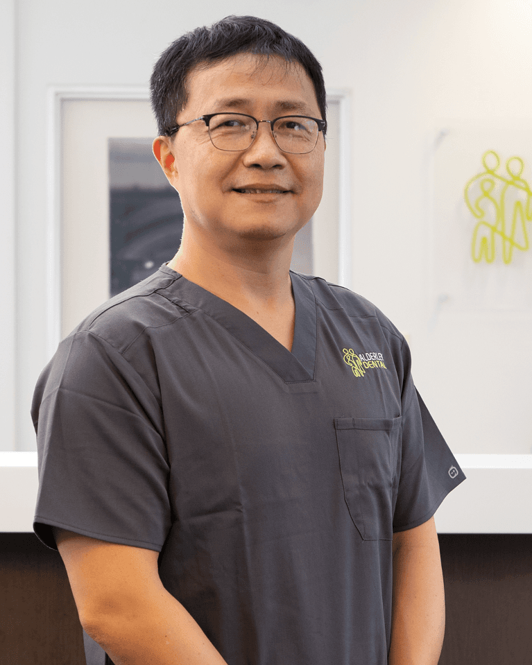 Dr Robert Zhang